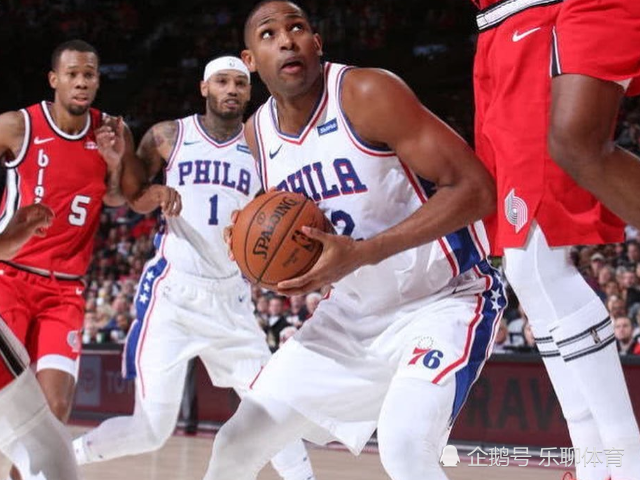NBA湖人加时争议三分绝杀快船终结四连胜登顶引热议